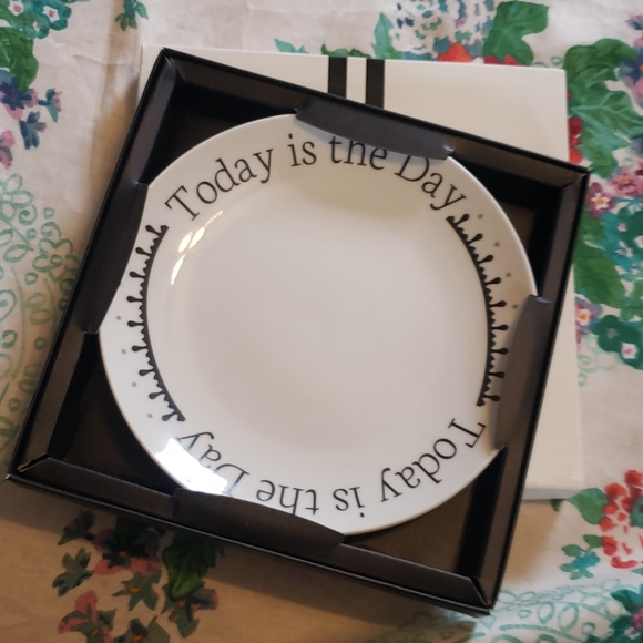 NIB | Cypress personalizable plate - Picture 1 of 3